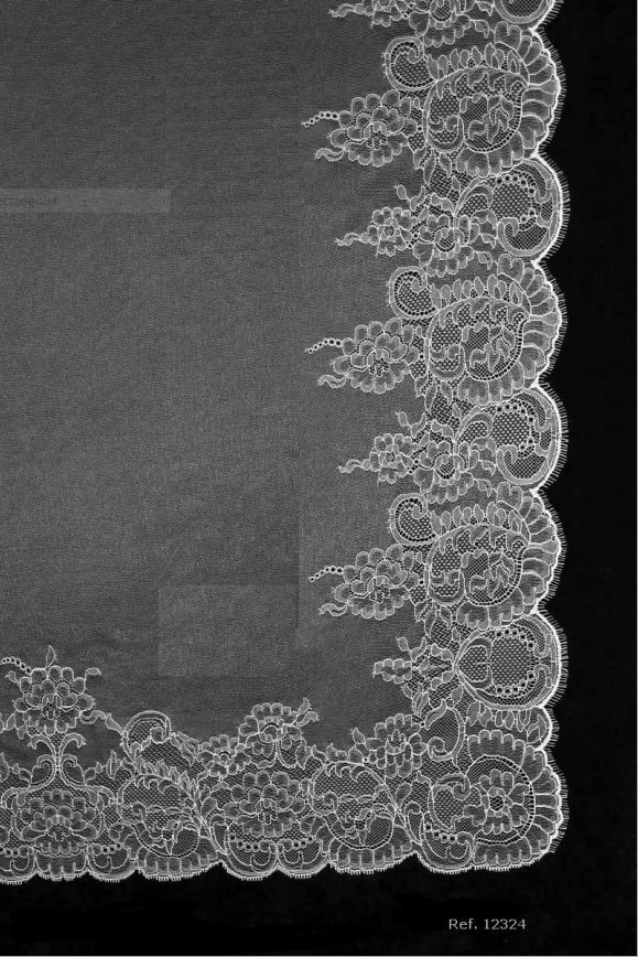 Velo Mantilla para Novia Marfil. Medida 270 X 210 cm