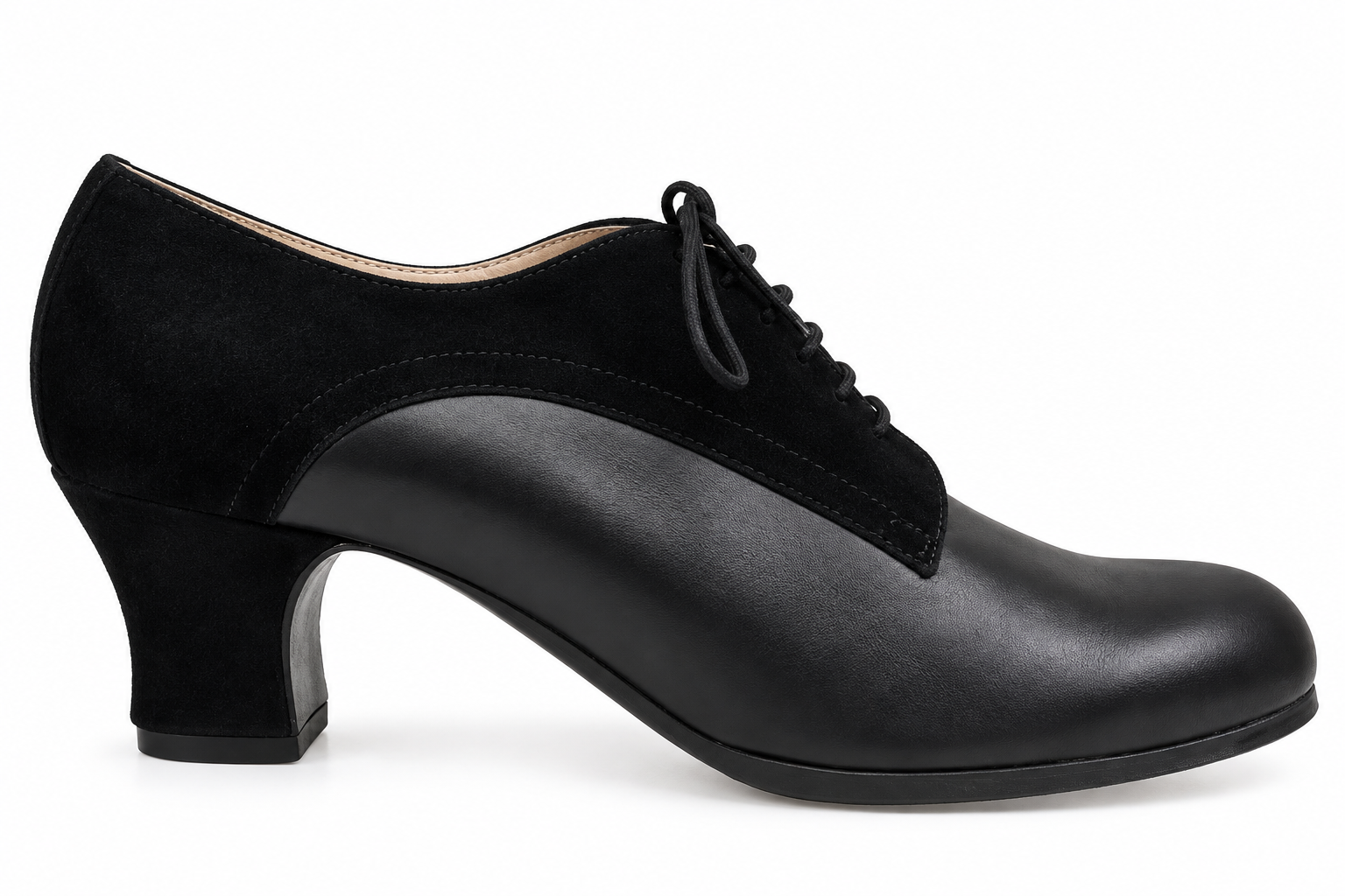Flamenco Shoes from Begoña Cervera. Blucher