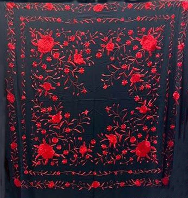 Handmade Manila Embroidered Shawl. Natural Silk. Ref. 1010615NGRJNG
