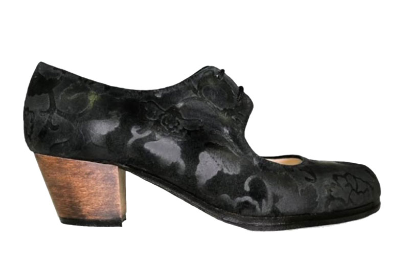 Begoña Cervera Lace-up Shoe exclusive Peonia leather