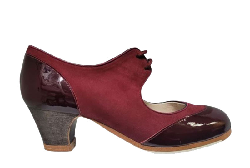 Flamenco Shoes from Begoña Cervera. Cordoneria