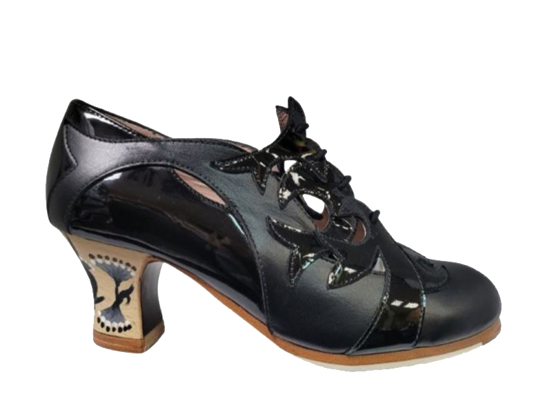 Flamenco Shoes By Begoña Cervera. Cuentos de Azúcar