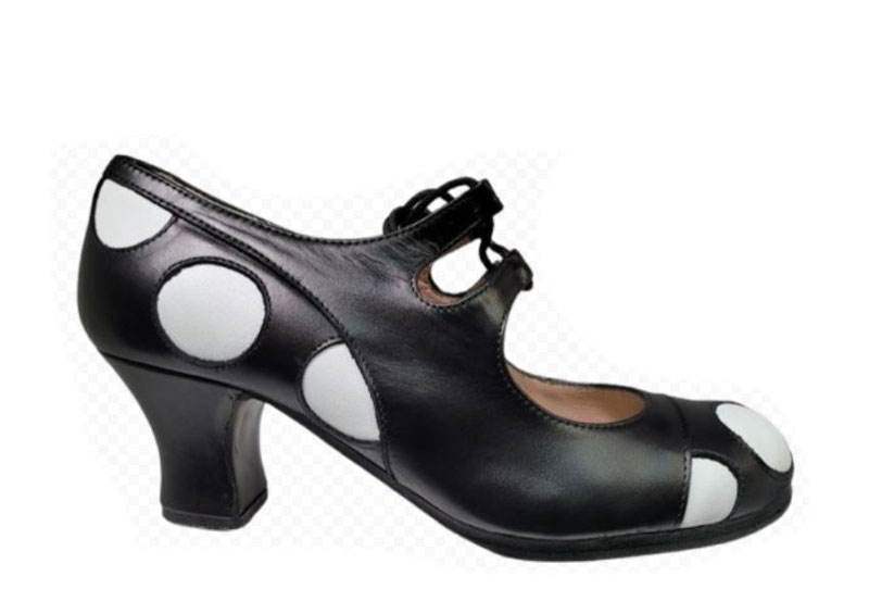 Polka Dots Flamenco Shoes by Begoña Cervera. Model: Hechizo