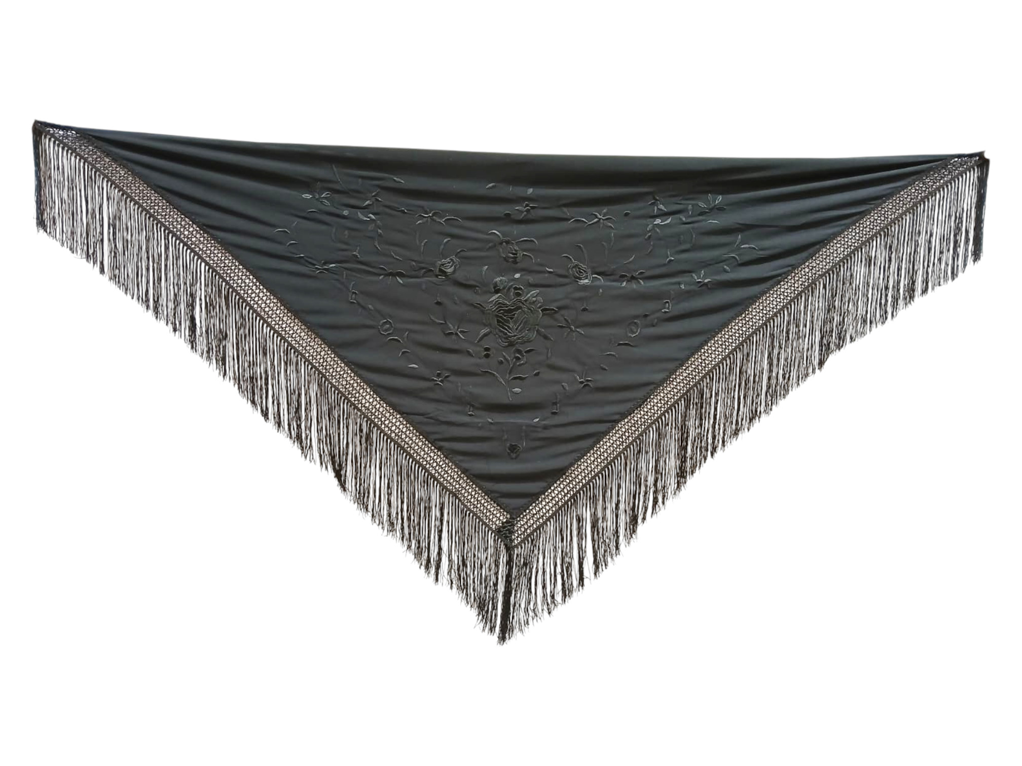 経済的な刺繍ショール - 黒で刺繍された黒