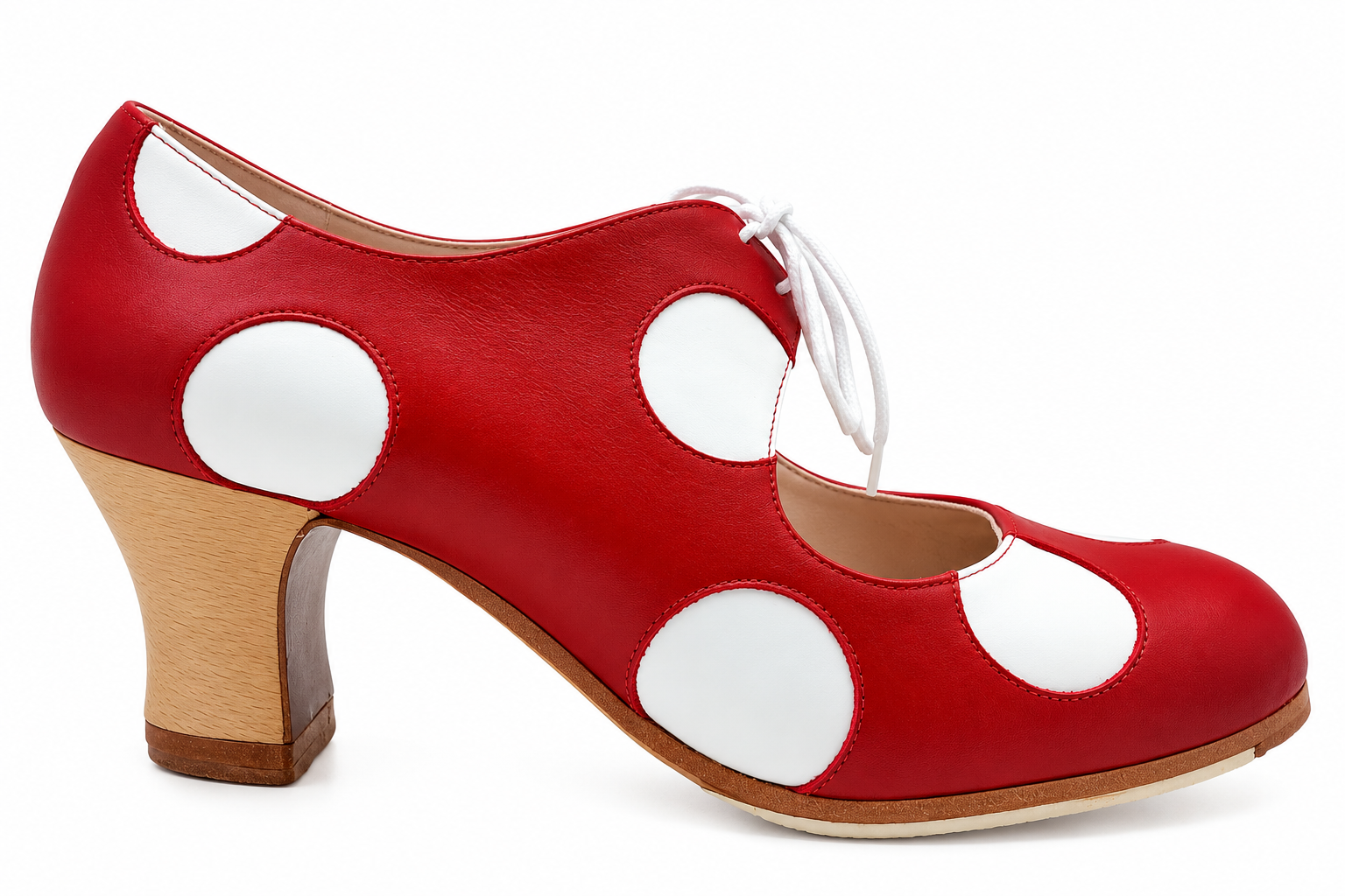 Polka Dots Flamenco Shoes from Begoña Cervera. Model: Lunares Cordonera