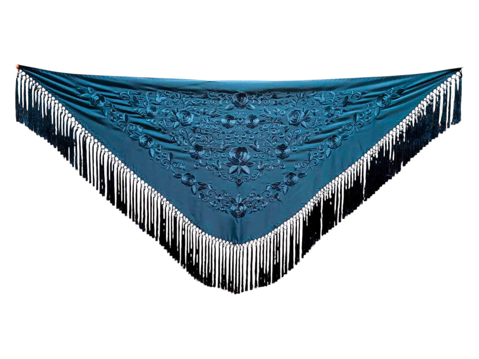 Mantoncillo de flamenca bordado con flecado a mano en seda