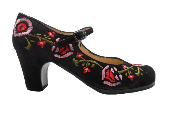 Zapato Flamenco Begoña Cervera. Bordado Colores
